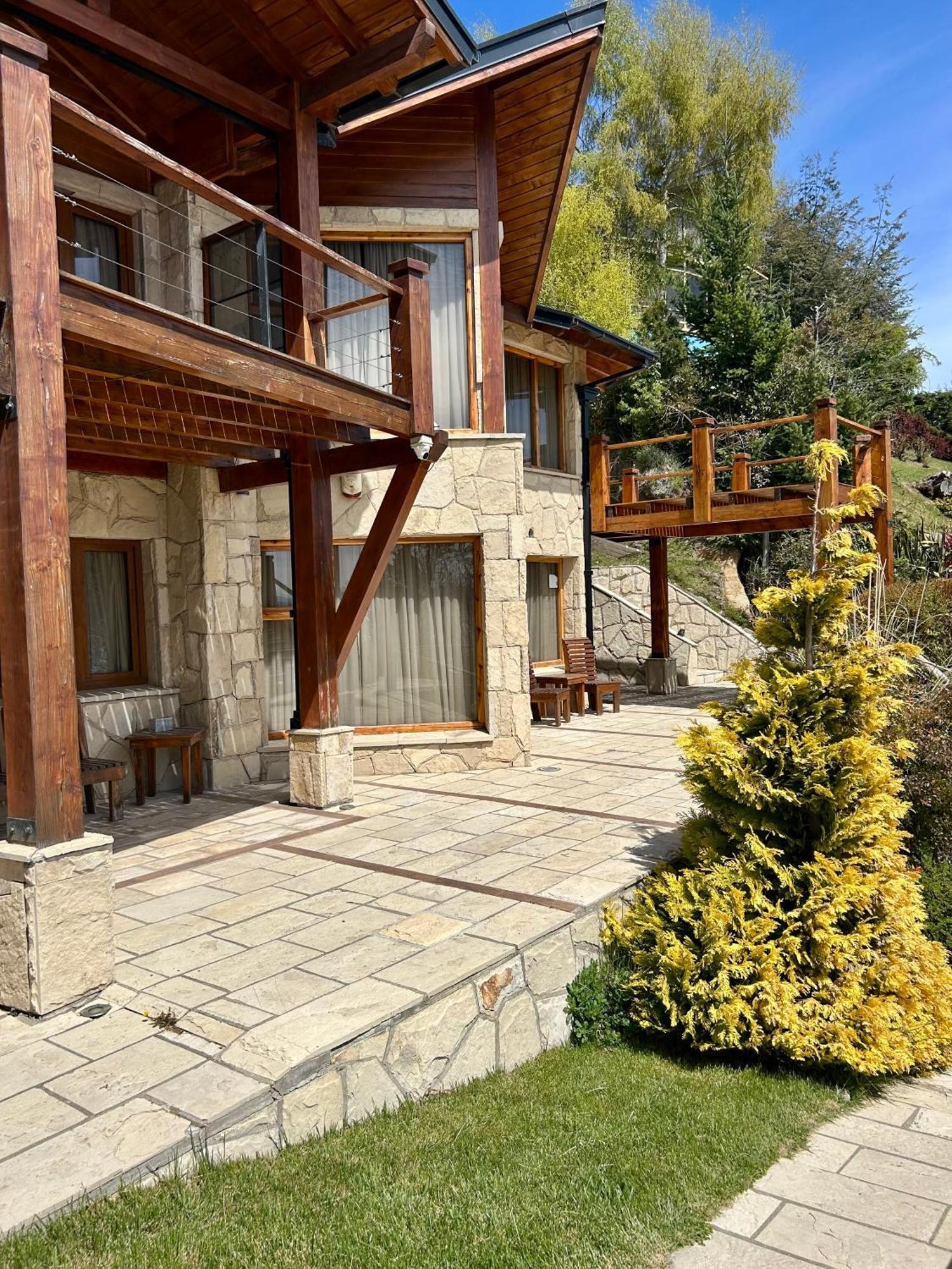 Bahia Paraiso Apart & Suites San Carlos de Bariloche Exterior foto