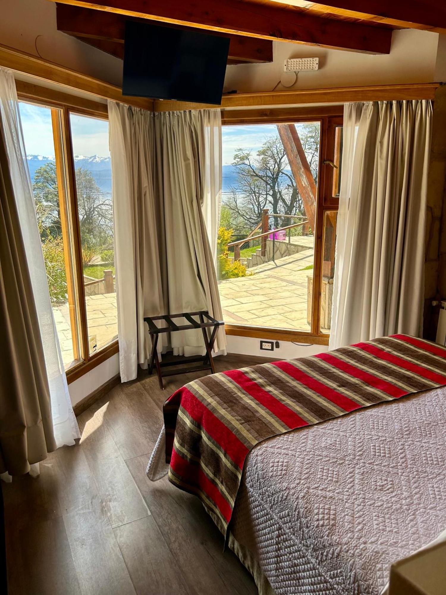 Bahia Paraiso Apart & Suites San Carlos de Bariloche Exterior foto